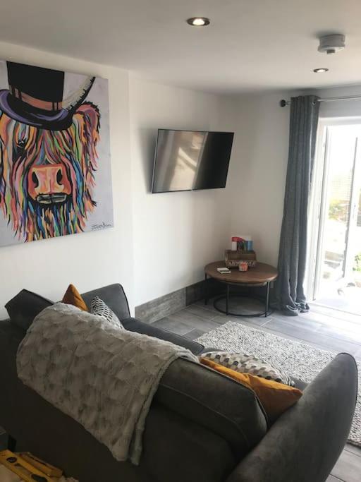 Mumbles - Modern Apartment With Panoramic Sea Views Oystermouth Екстериор снимка